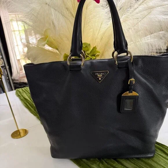 Prada Black Leather Tote Bag Large Shoulder Bag Gold Hardware Authentic - Picture 2 of 15